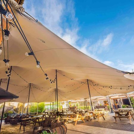 Court Yard Hotel Leixlip Exterior foto