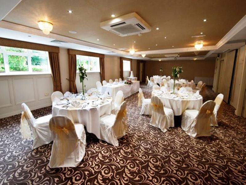 Court Yard Hotel Leixlip Exterior foto